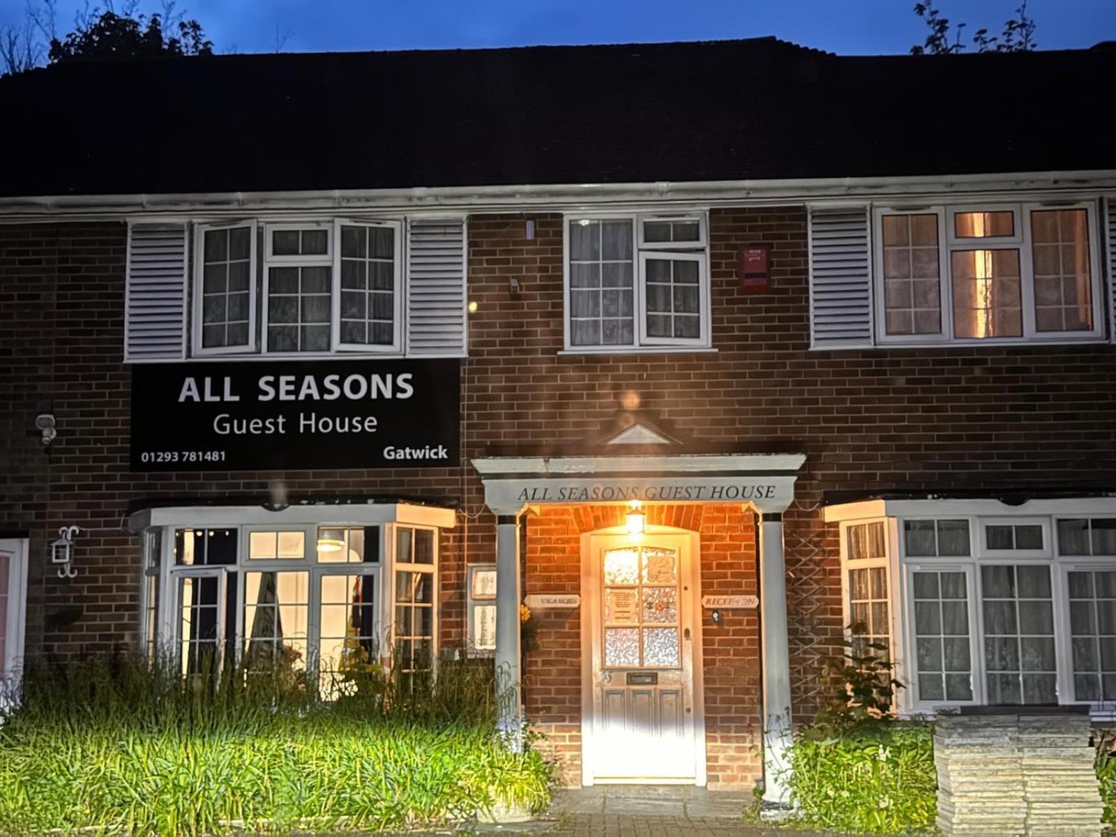 All Seasons Gatwick Guest House & Parking ฮอร์เลย์ ภายนอก รูปภาพ